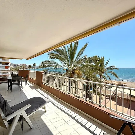 Nautique Beachfront