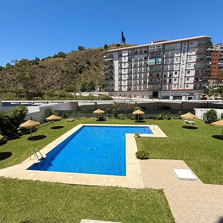 Nautique Beachfront Apartment *