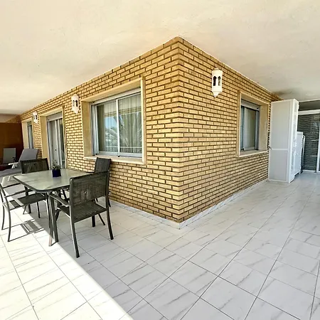 Nautique Beachfront Apartment