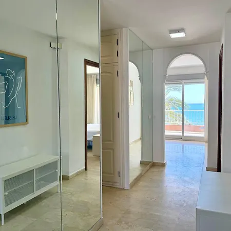 Nautique Beachfront * Fuengirola