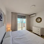 Nautique Beachfront Apartman Fuengirola